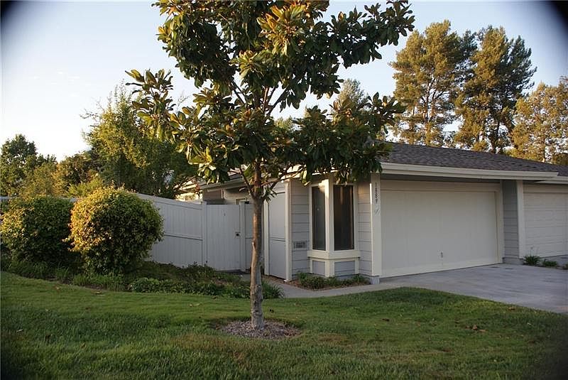 1st image of 1889 Turnberry Dr