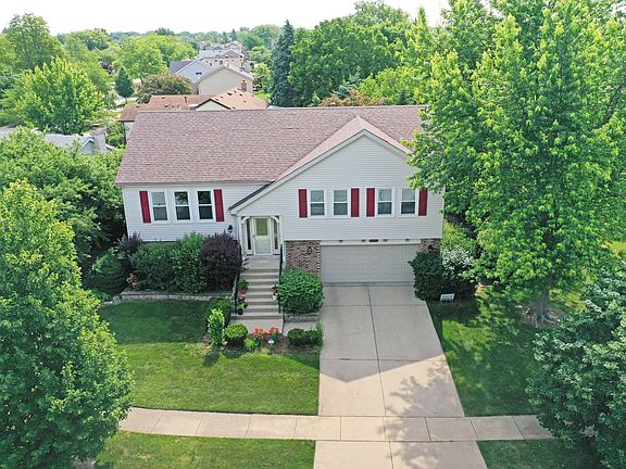 2nd image of 1005 N Dovington Dr