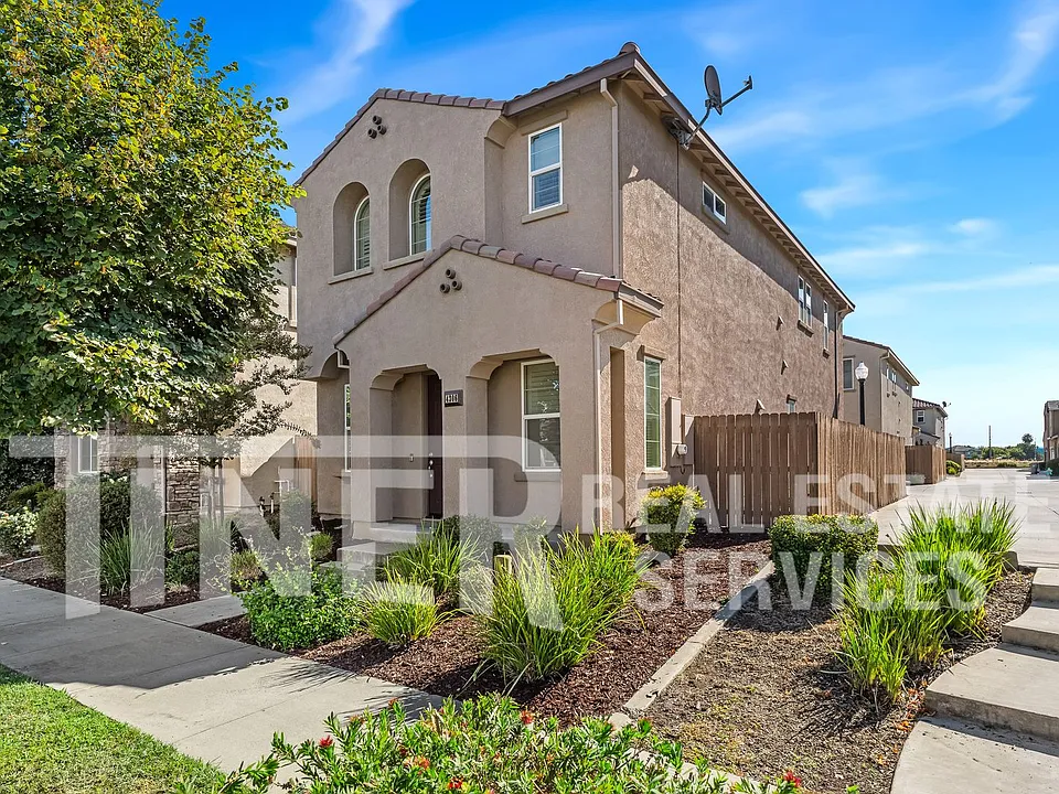 4306 Natomas Central Dr