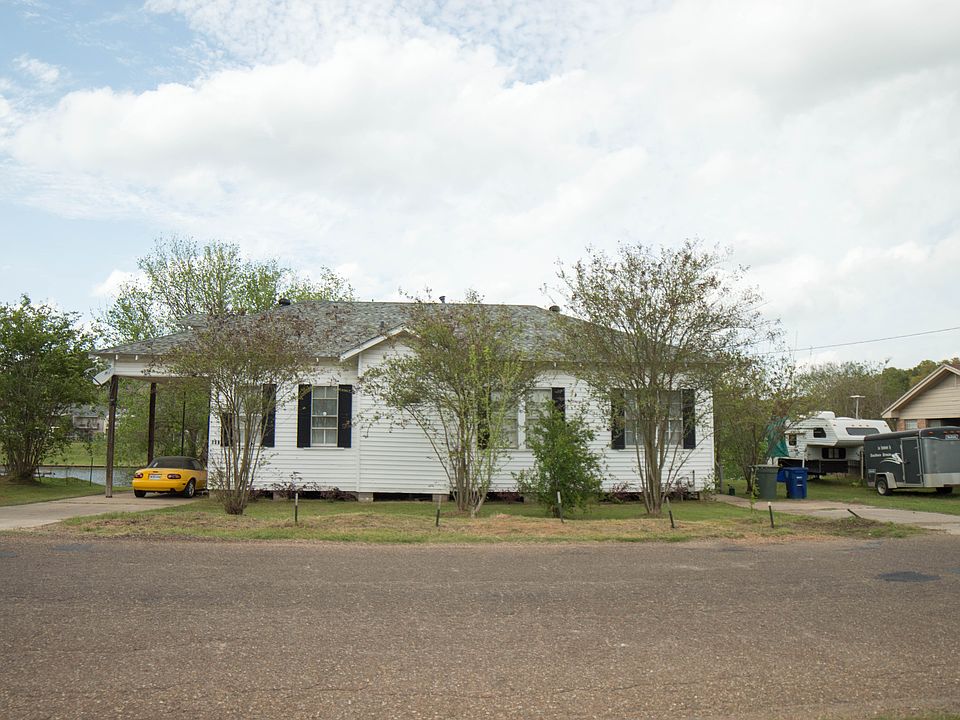 1st image of 840 Woodyard Dr