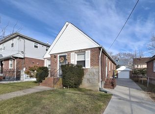 9307 240th St, Bellerose, NY 11426