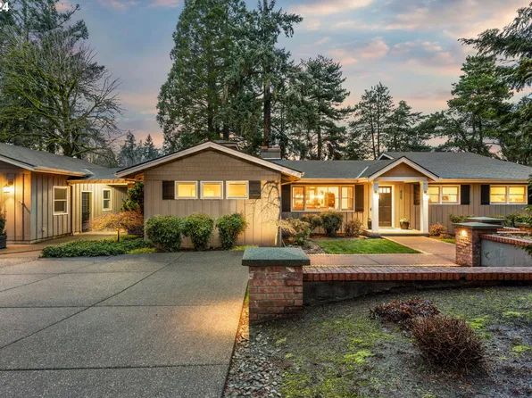 14531 Uplands Dr, Lake Oswego, OR 97034