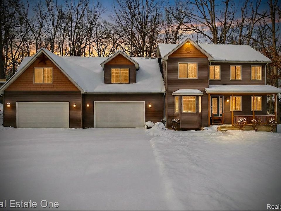 1st image of 195 Corey Ln