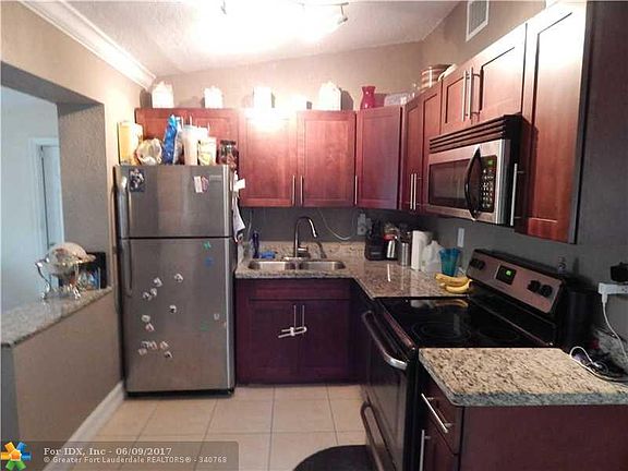 2nd image of 1300 SW 29th Ave