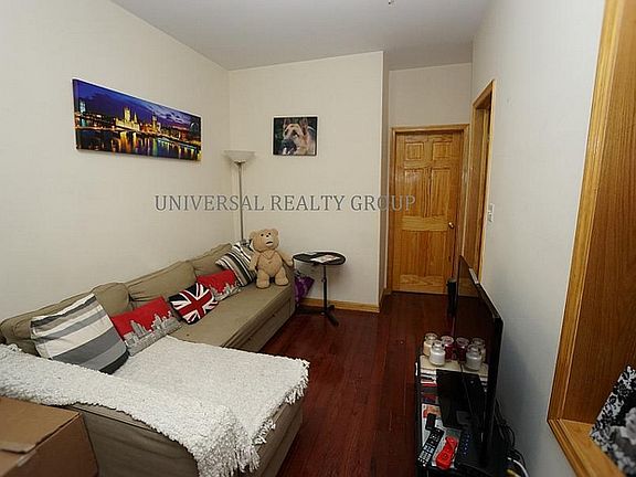 5th image of 259 Broome St #4F