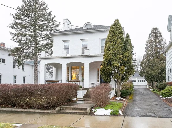 22 Genesee St, Geneva, NY 14456