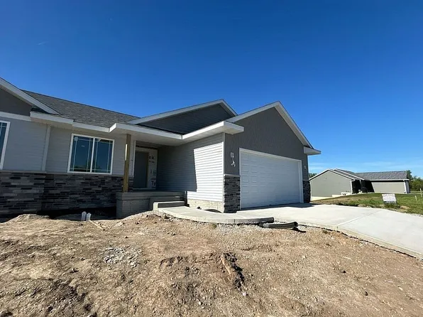 708 Sunset Blvd, Shellsburg, IA 52332