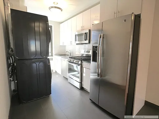 Rented by Sovereign Associates | media 22
