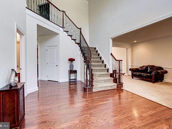5th image of 4505 Bridle Ridge Rd