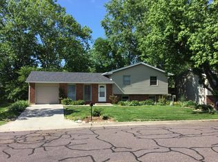 105 E Alhambra Dr, Columbia, MO 65203