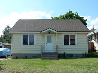 123 N Cedar St, Omak, WA 98841