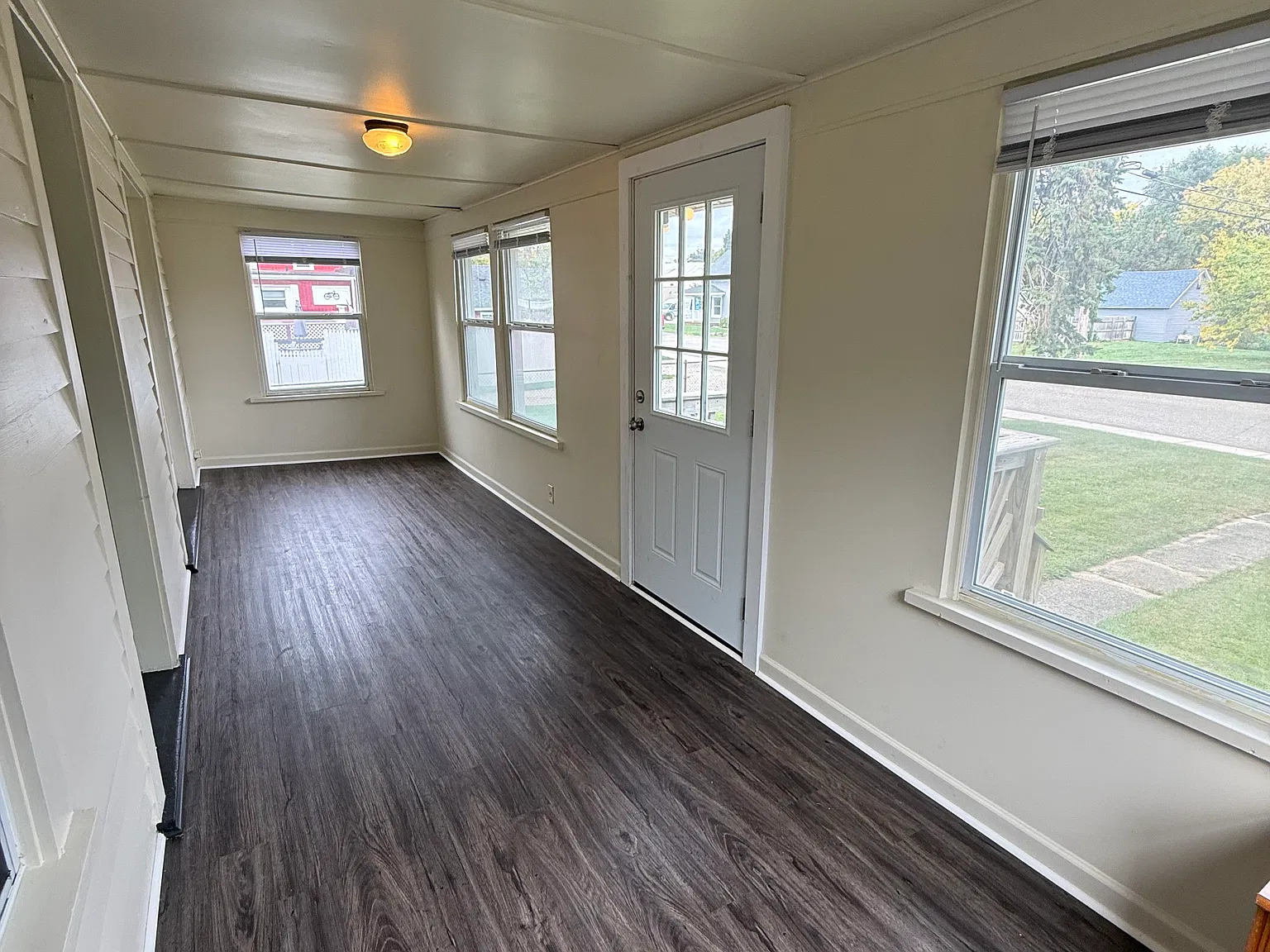 2 bed, 1026 sqft, $1,300 — Photo 4