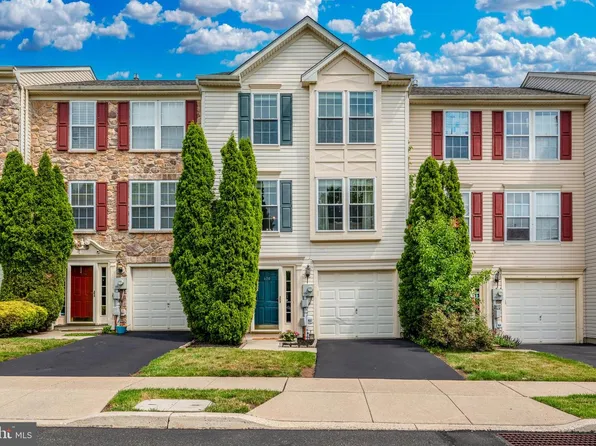 406 Terrace Dr, Quakertown, PA 18951