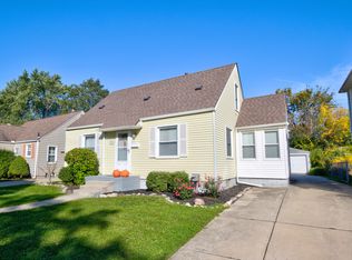 1560 Eaton Rd, Berkley, MI 48072