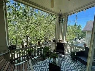 2306 Octavia St — Photo 24