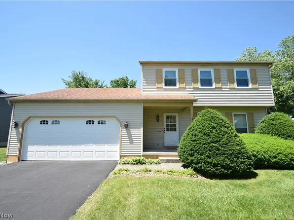 1882 Woodgate St, Youngstown, OH 44515