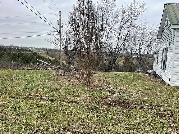 3rd image of 1070 New Liberty Rd