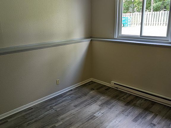 3rd image of 708 Great Plains Ct #708