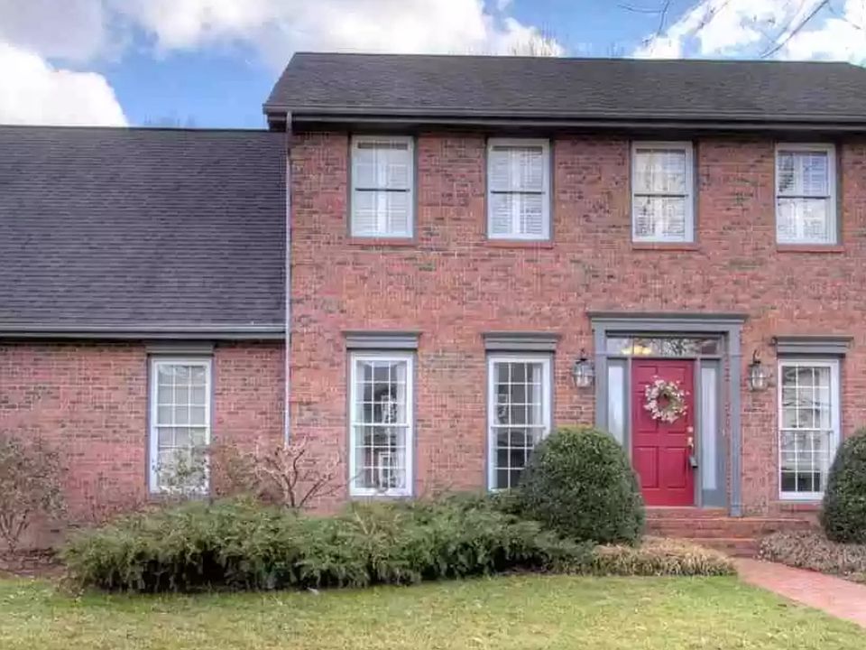 1st image of 3519 Wellington Dr