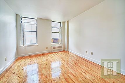 5th image of 268 E 4th St APT 3D