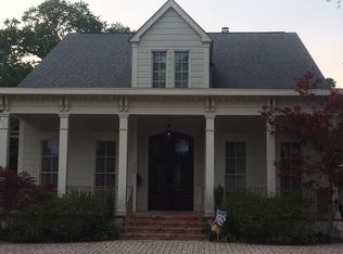 358 Walter Rd, River Ridge, LA 70123