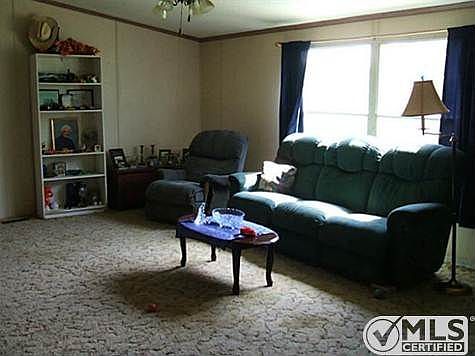 3rd image of 610 Fm 1138