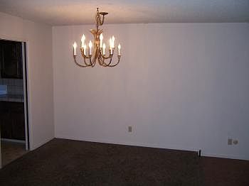 4th image of 1459 W Norwich Ave #101