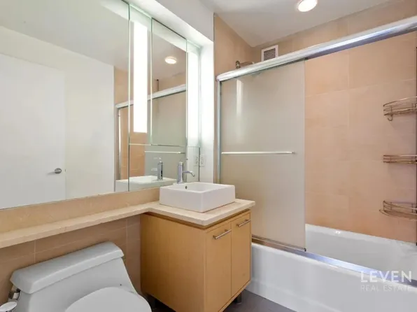 306 Gold Street image 6 of 14