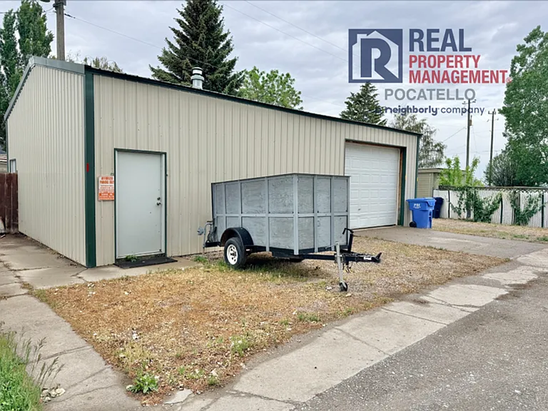 11300 N Rio Vista Rd #1-C — Photo 1