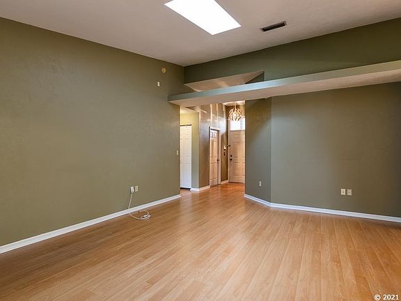 4th image of 2438 NW 52nd Ave