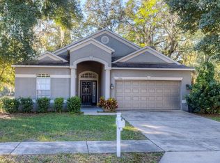 1233 Gordon Oaks Dr, Plant City, FL 33563