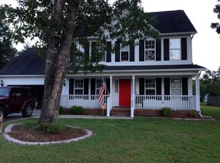 222 English Walnut Dr, Richlands, NC 28574