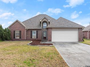 26060 Big Ben Dr, Denham Springs, LA 70726