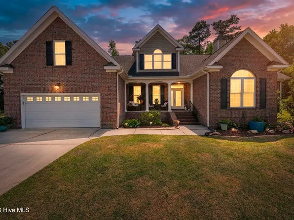 135 Staffordshire Drive, New Bern, NC 28562