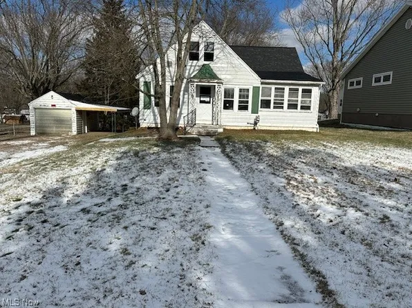 915 Orchard St, Zanesville, OH 43701