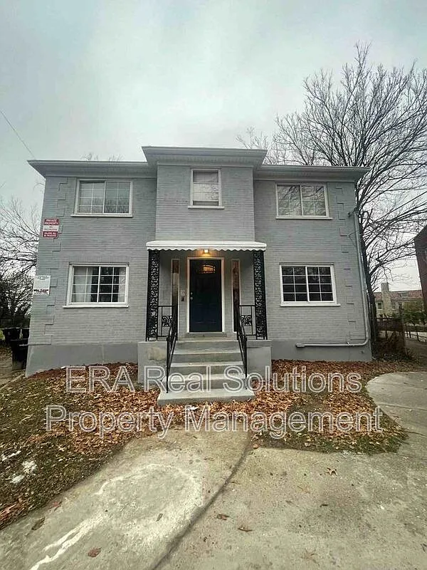 Building Photo - 1627 Anita Pl #1