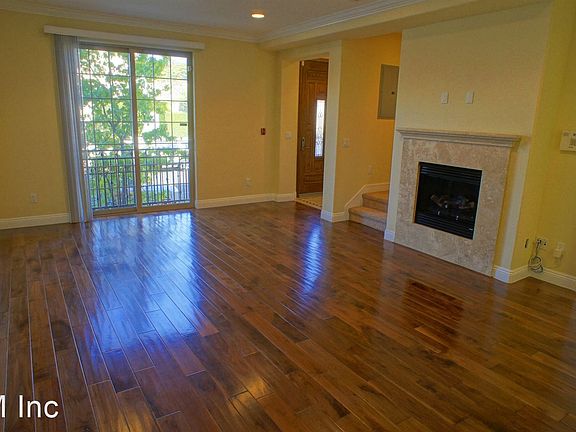 4th image of 3501 S Tilden Ave #4