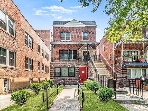 2nd image of 2452 Bronx Park E