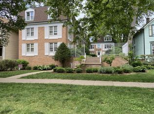 2038 Sherman Ave APT 3A, Evanston, IL 60201