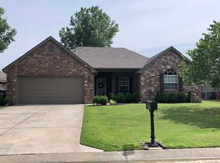 8036 Quail Ridge Rd, Claremore, OK 74019