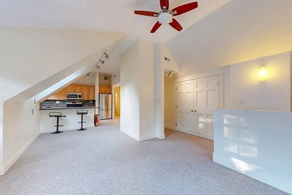 2 bed, 1500 sqft, $3,500 — Photo 3