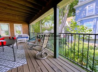 223 Summer St APT 3L, Somerville, MA 02143