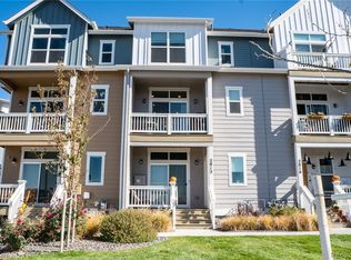 2812 S Fox Ct, Englewood, CO 80110