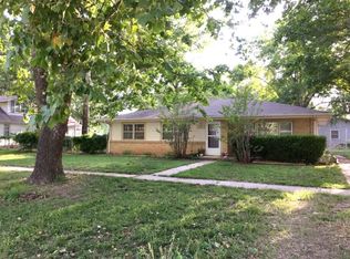 315 S Illinois Ave, Oxford, KS 67119