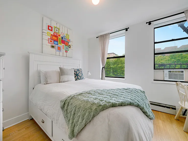 305 W 150th St #605 — Photo 3