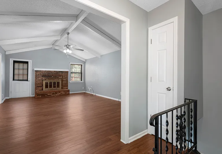 3513 NE Stanton St — Photo 11