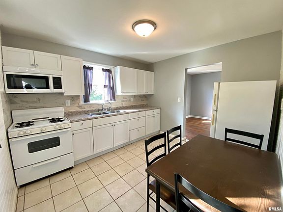 4th image of 2622 W Nebraska Ave