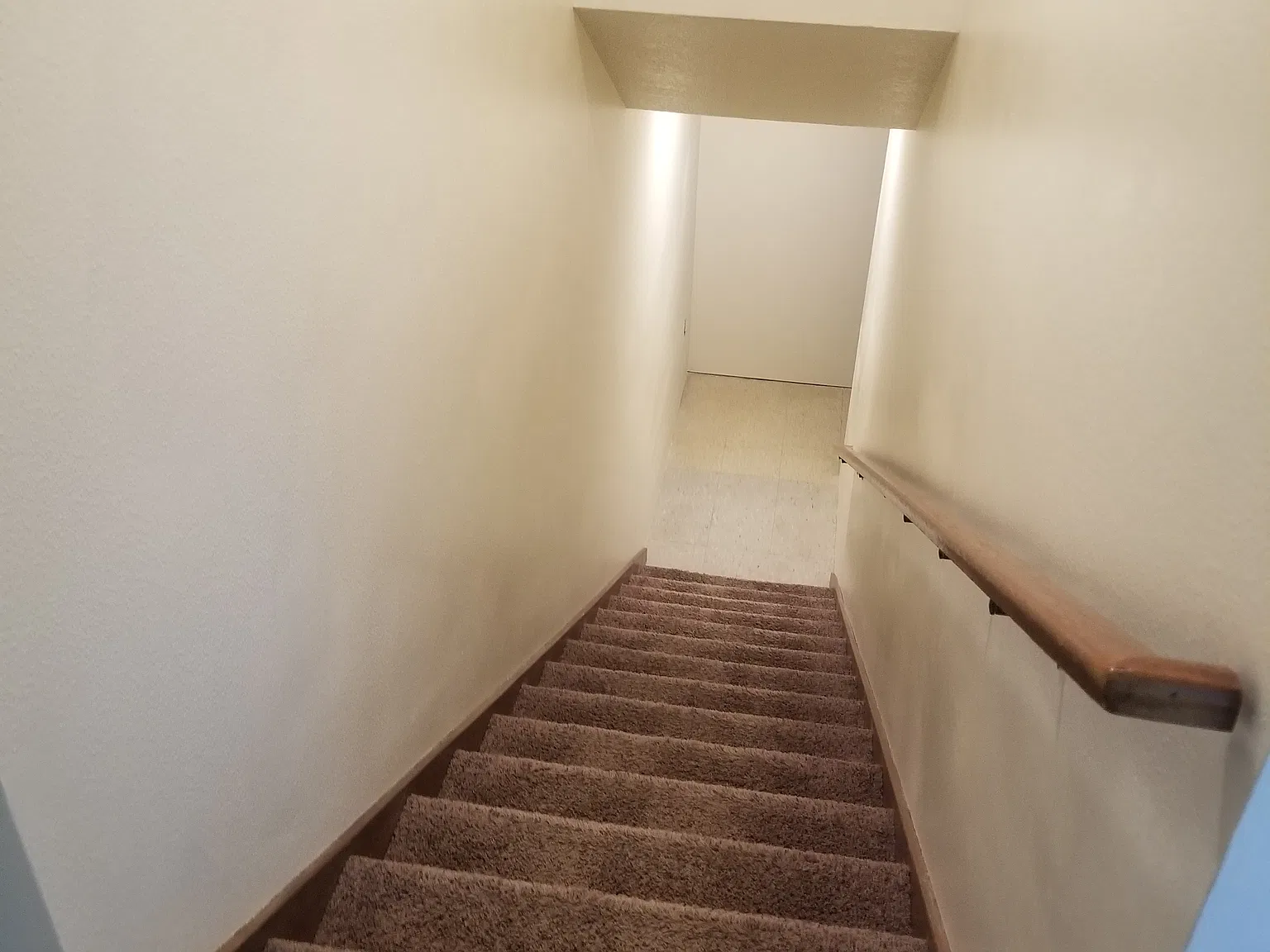 4 bed, 3000 sqft, $3,000 — Photo 4