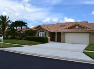 6173 Golf Villas Dr, Boynton Beach, FL 33437