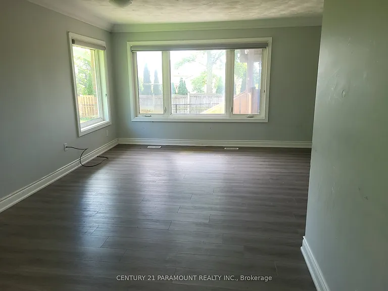 8748 Creditview Rd — Photo 6